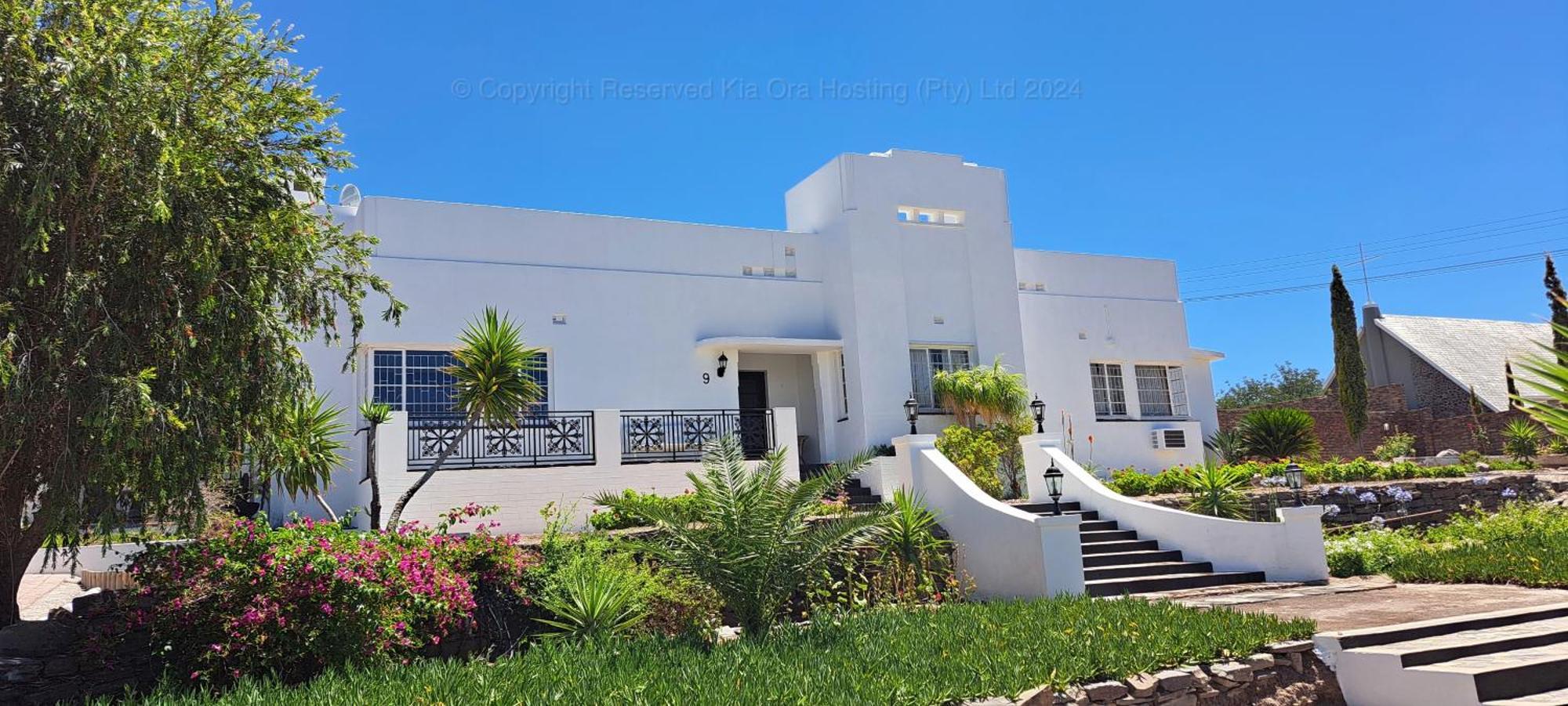 Kia Ora Guest House Beaufort West Esterno foto